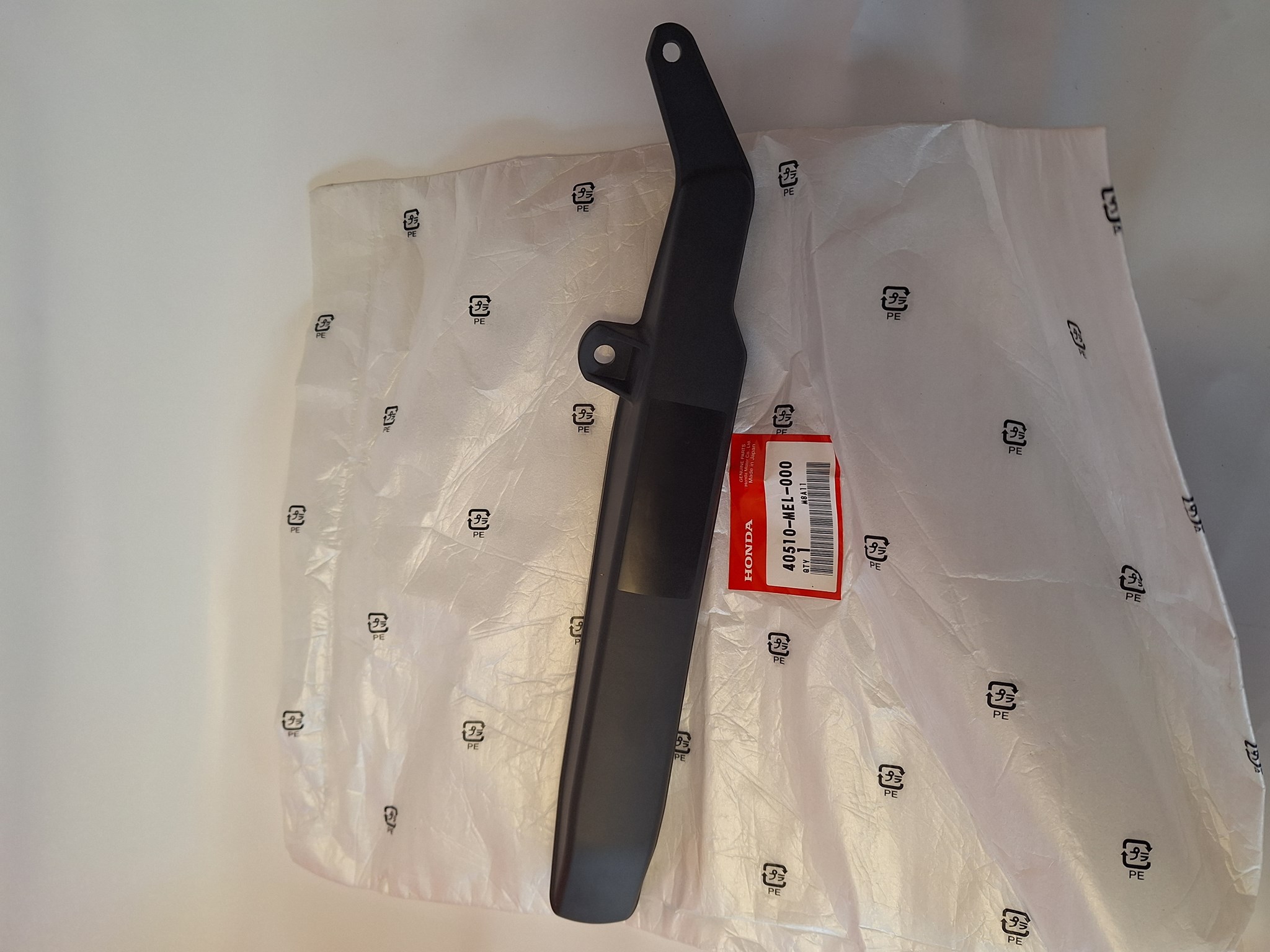 Picture of GEHAEUSE A, ANTRIEBSKETTE  40510-MEL-000  CBR1000RR